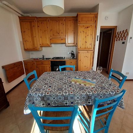 לאזיסה Mahatma Residence Lake View מראה חיצוני תמונה
