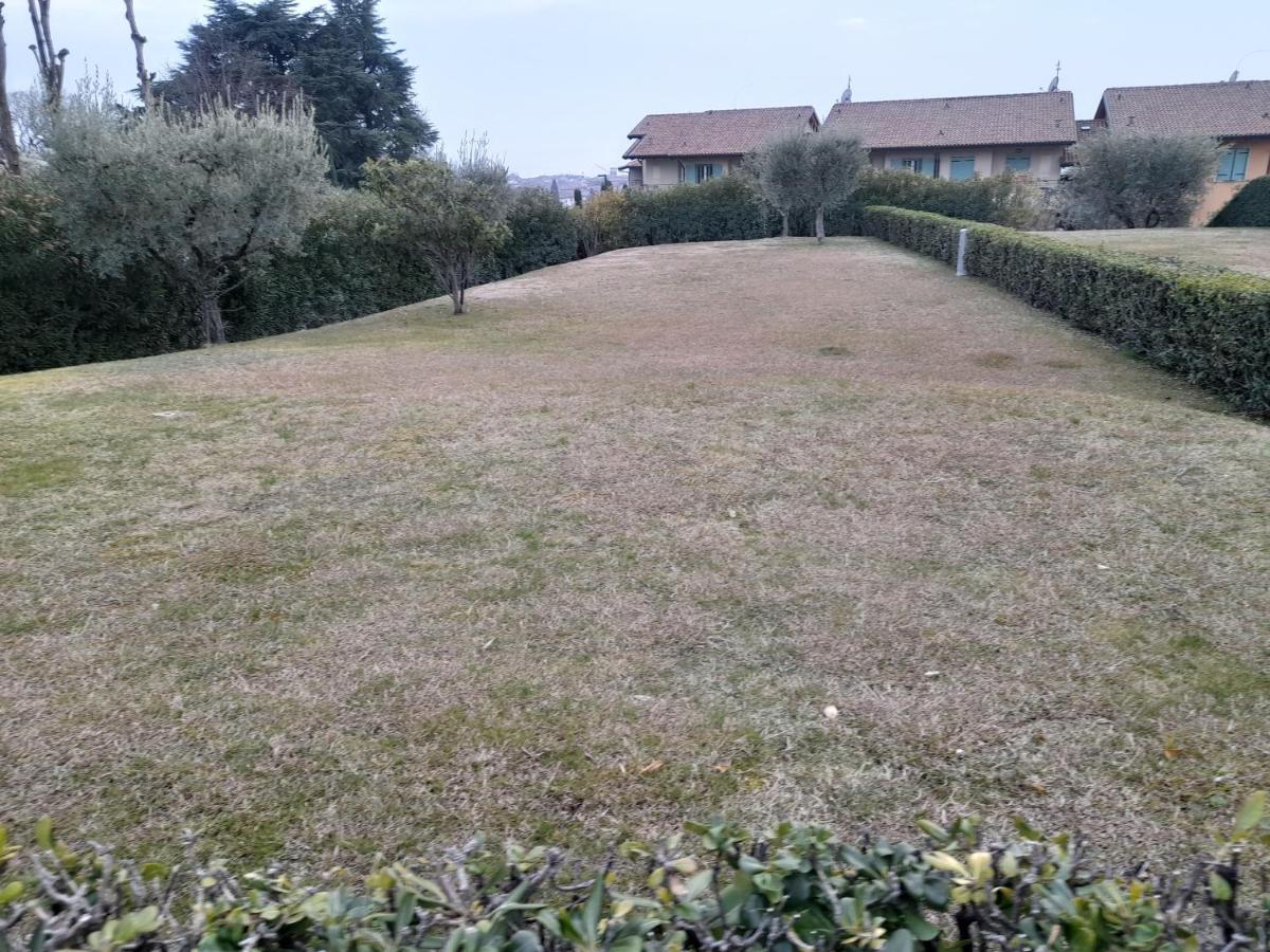 לאזיסה Mahatma Residence Lake View מראה חיצוני תמונה