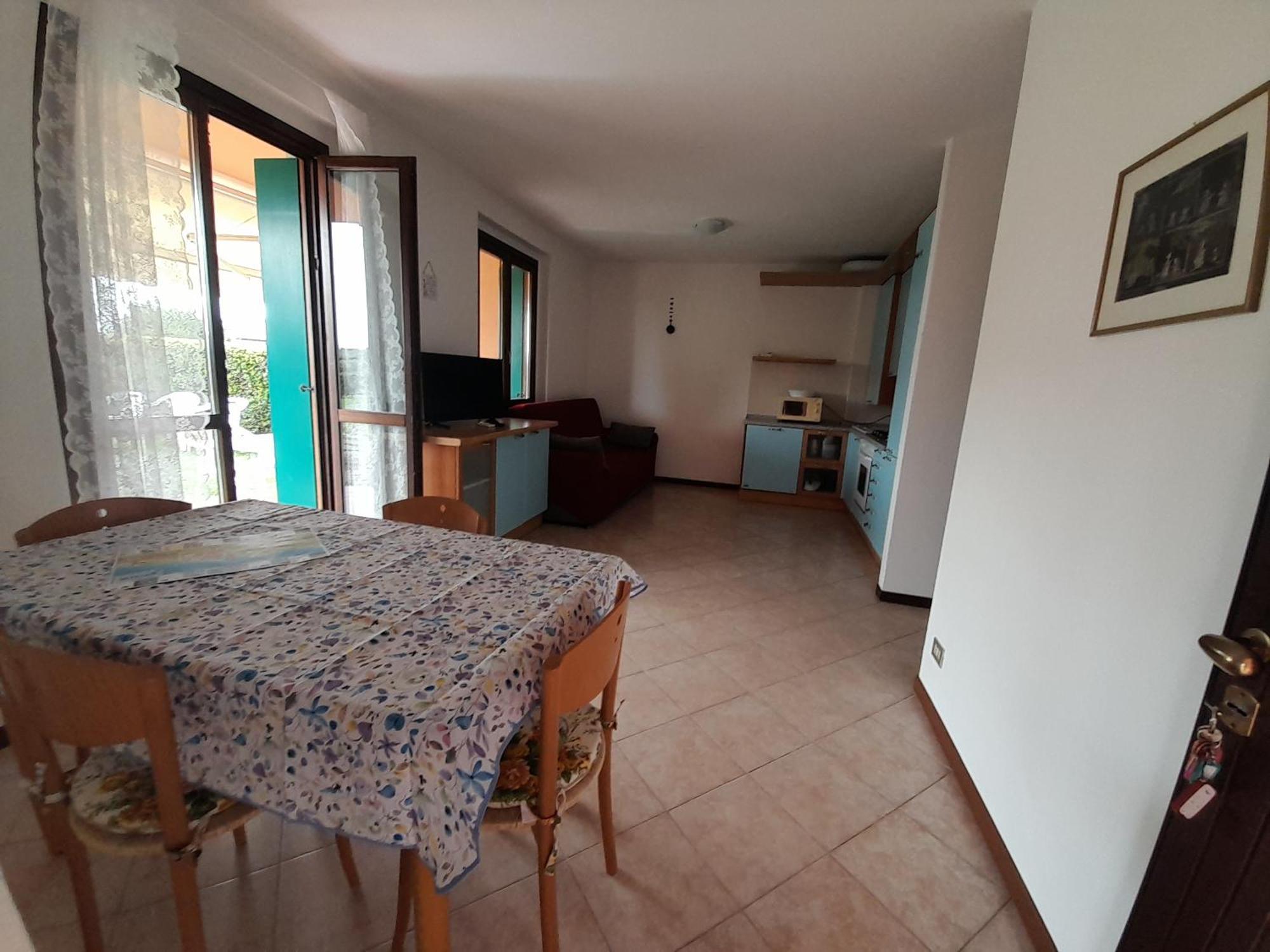 לאזיסה Mahatma Residence Lake View מראה חיצוני תמונה