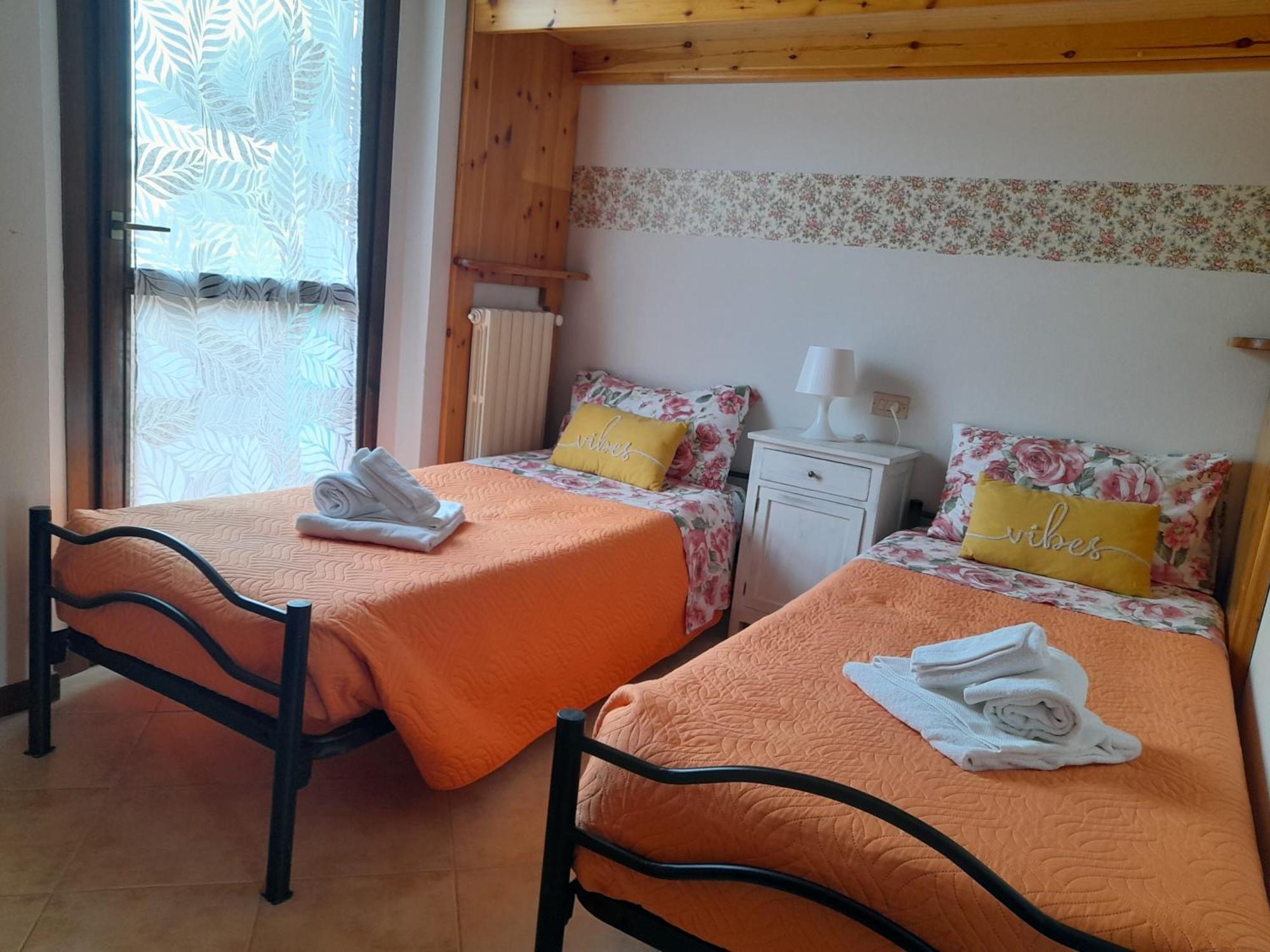 לאזיסה Mahatma Residence Lake View חדר תמונה